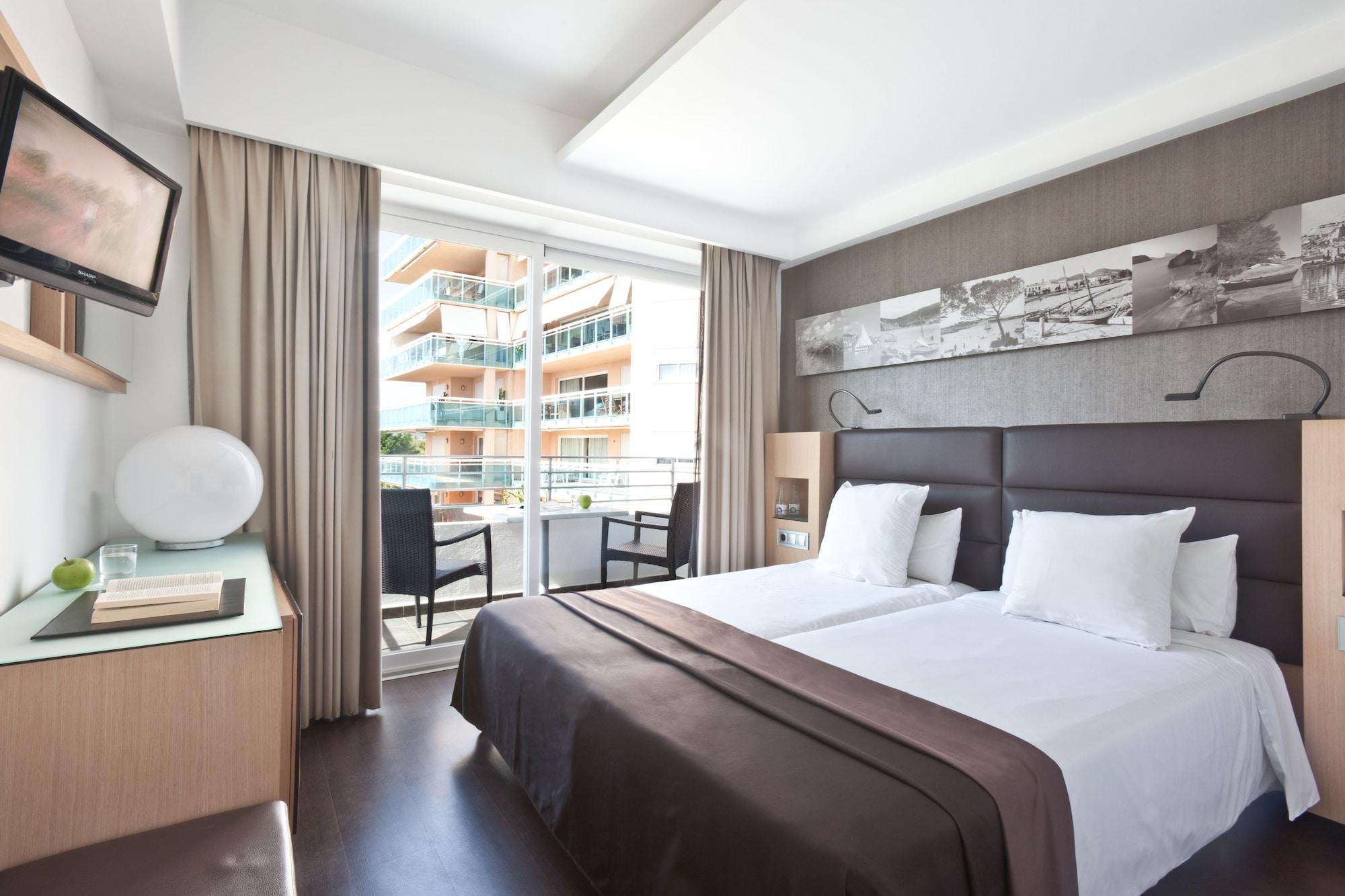 Ocean Drive Ibiza Hotel Buitenkant foto